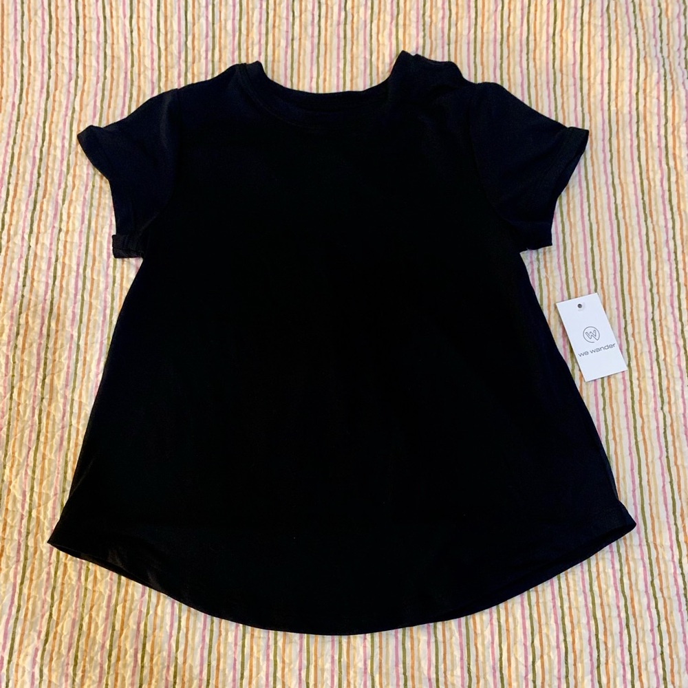 We Wander NWT Girls WeFlex Performance Jersey Back Detail Short Sleeve Top Black
